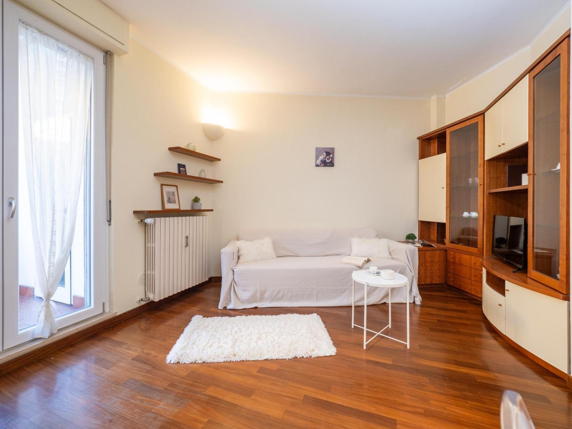 Flat In Center With Terrace, Near Garibaldi Fs Appartamento *