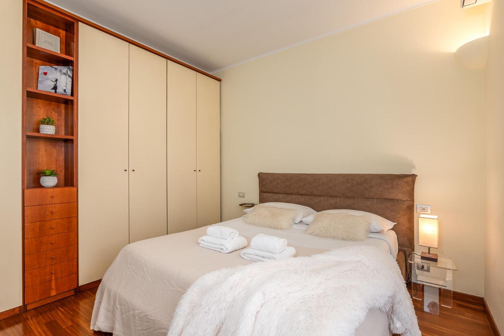 Appartamento Flat In Center With Terrace, Near Garibaldi Fs Milano